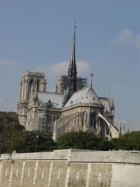 Et Notre Dame de Paris encore